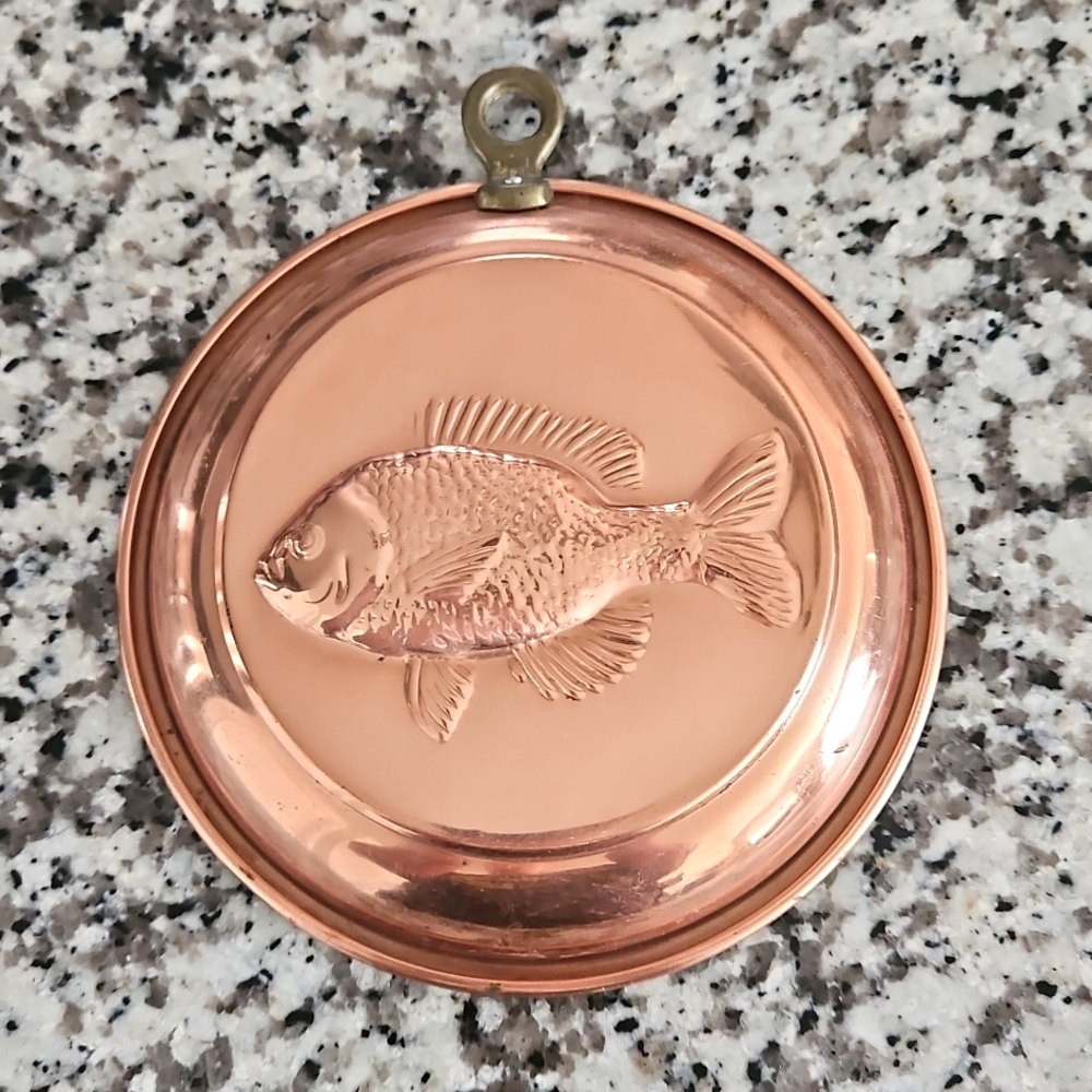 Vintage Copper Mould with Fish, Circle Shaped